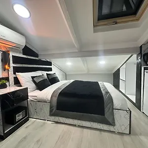 2* Апарт-отель Taksim Larissa