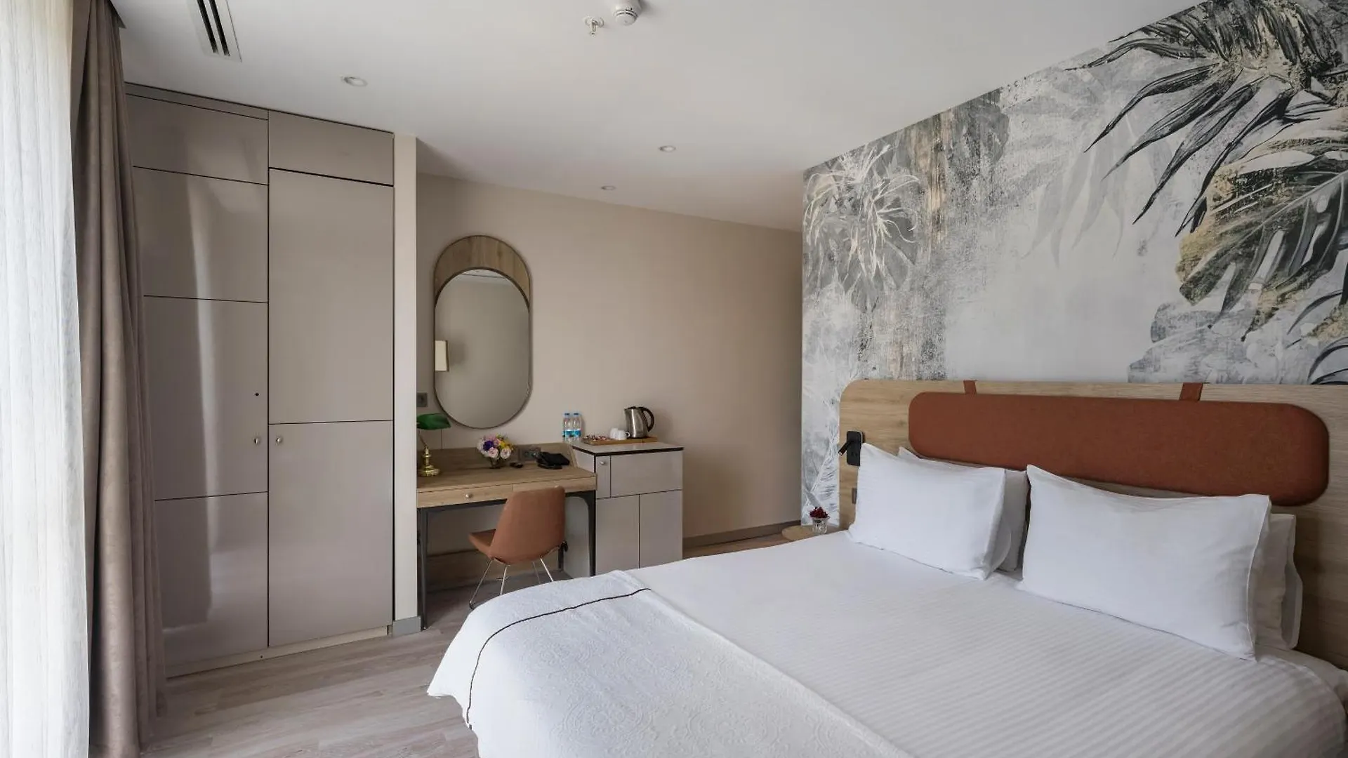 Upsuites Hotel Istanbul 4*,