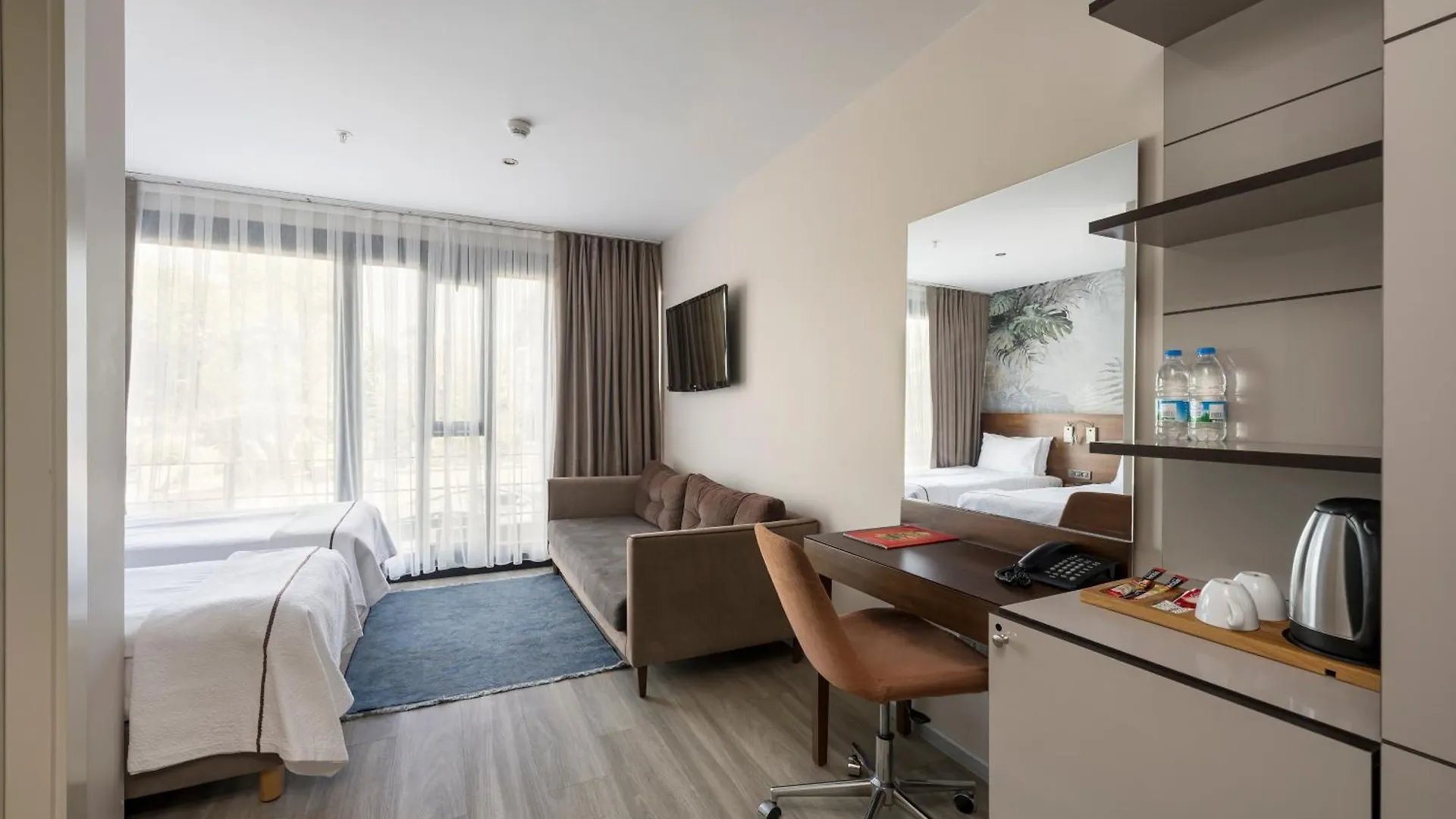 Upsuites Hotel Istanbul 4*,