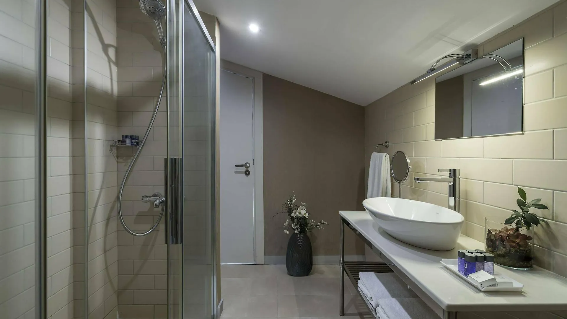 Upsuites Hotel Стамбул